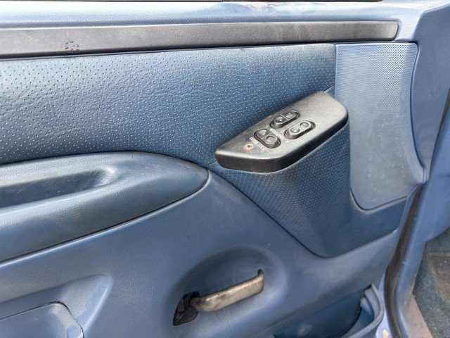 Used 1996 Ford F250 4x4 SuperCab image 11