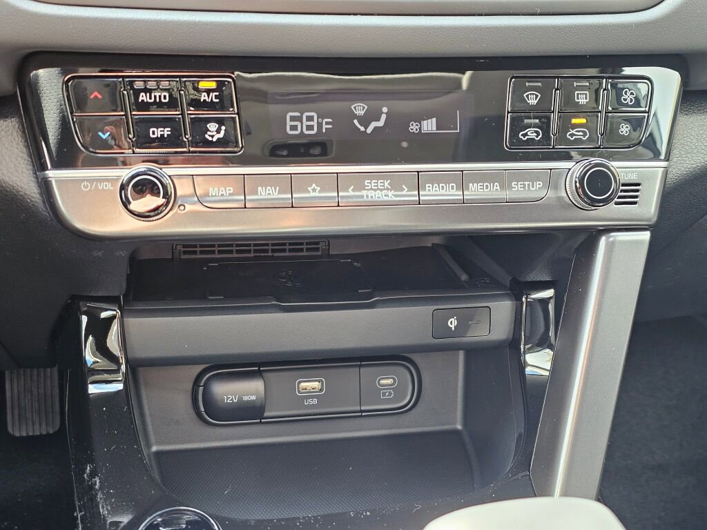 New 2026 Kia Seltos SX image 16