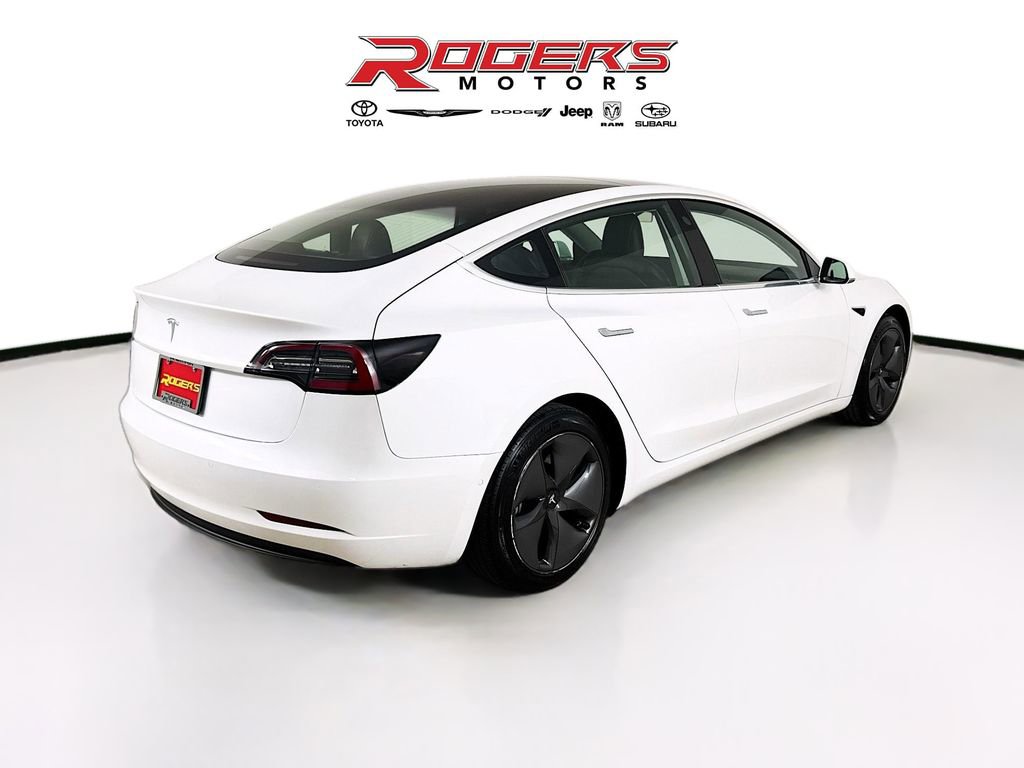 Used 2020 Tesla Model 3 Standard Range RWD image 8