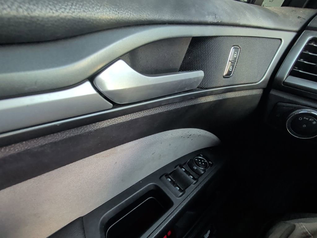 Used 2016 Ford Fusion S FWD image 10