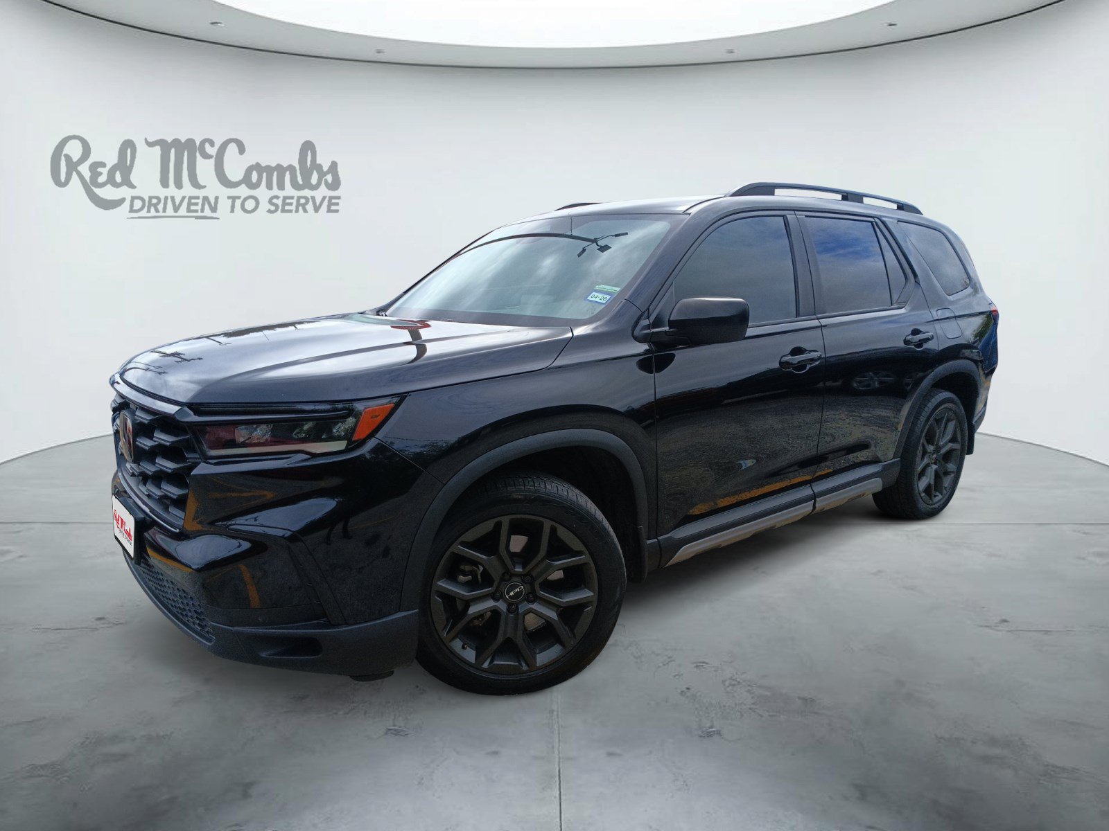 Used 2024 Honda Pilot Sport image 1