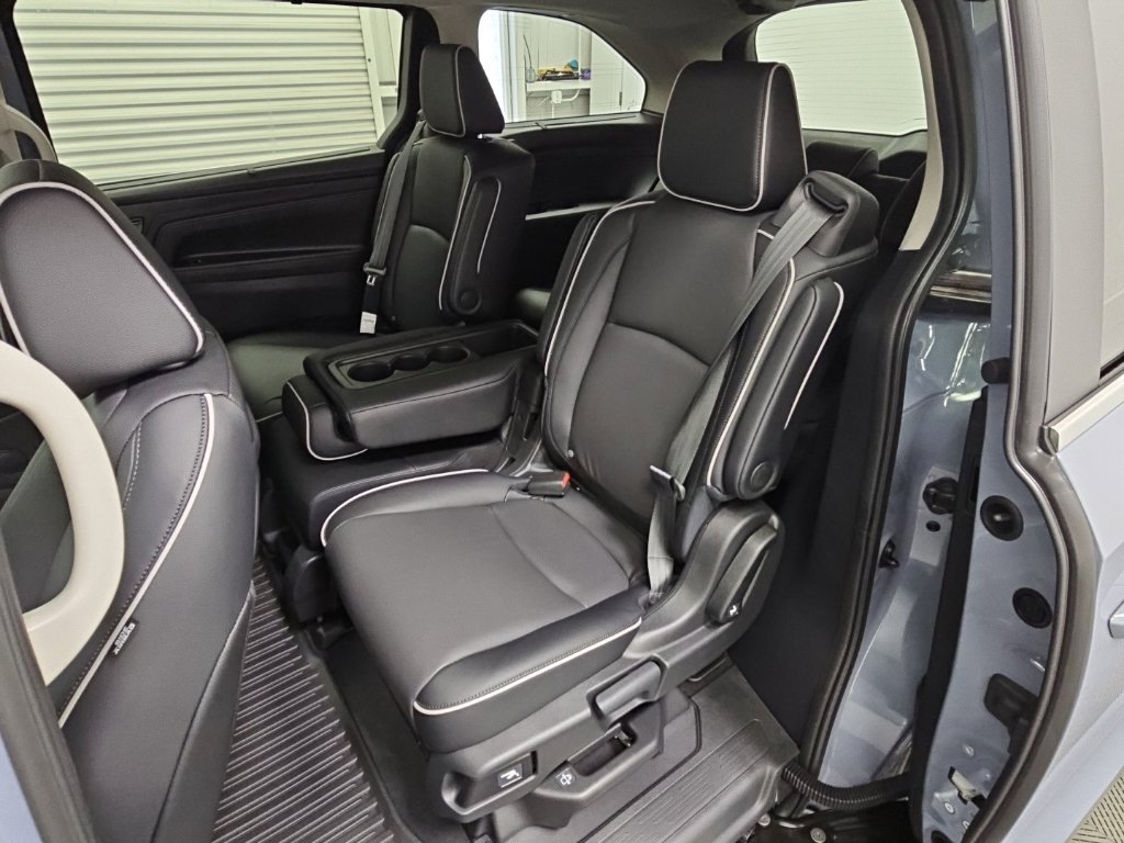 New 2027 Honda Odyssey Touring image 32