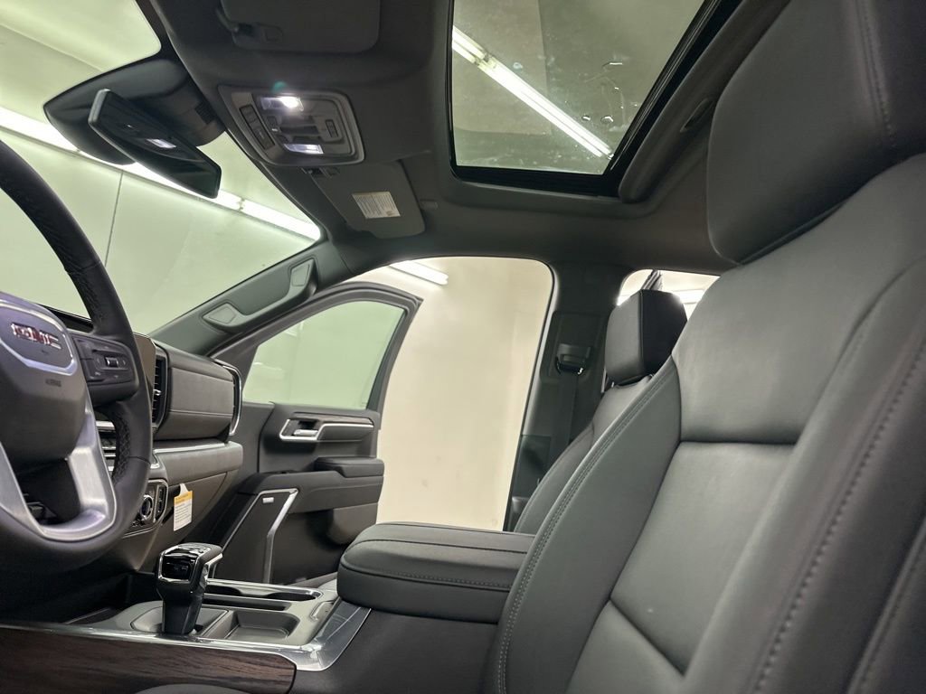 New 2026 GMC Sierra 1500 SLT w/ SLT Premium Plus Package image 30