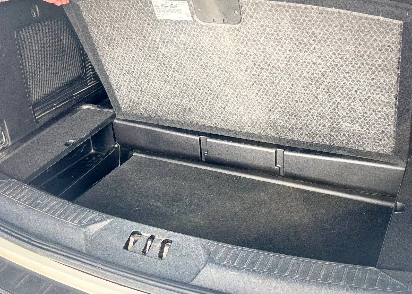 Certified 2020 Ford Explorer Limited image 7