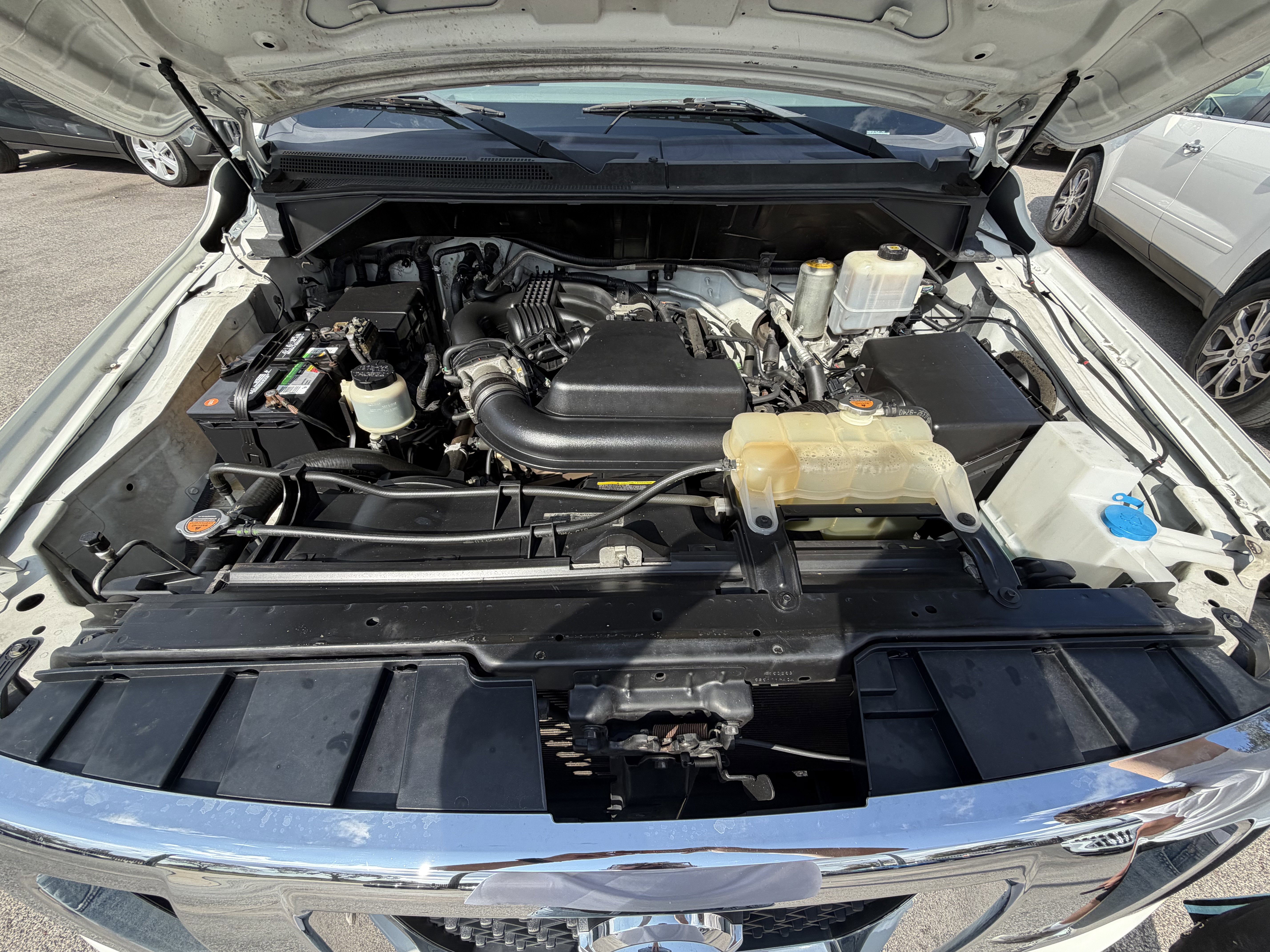 Used 2012 Nissan NV 2500 SV w/ Technology Pkg image 7