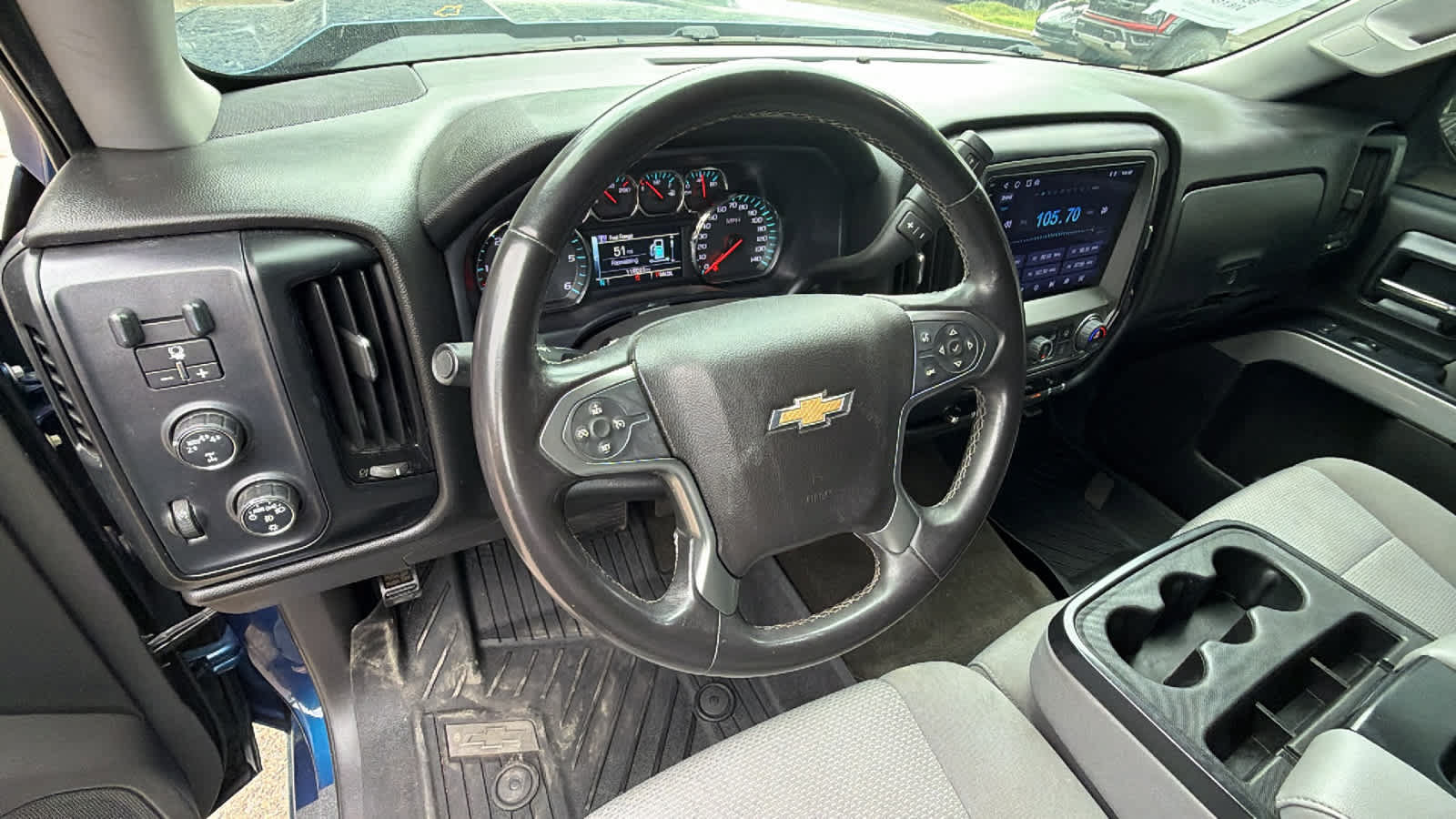 Used 2017 Chevrolet Silverado 1500 LT w/ All Star Edition AWD/4WD image 10