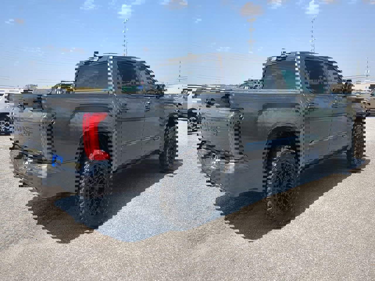 Used 2025 Toyota Tundra Platinum image 3