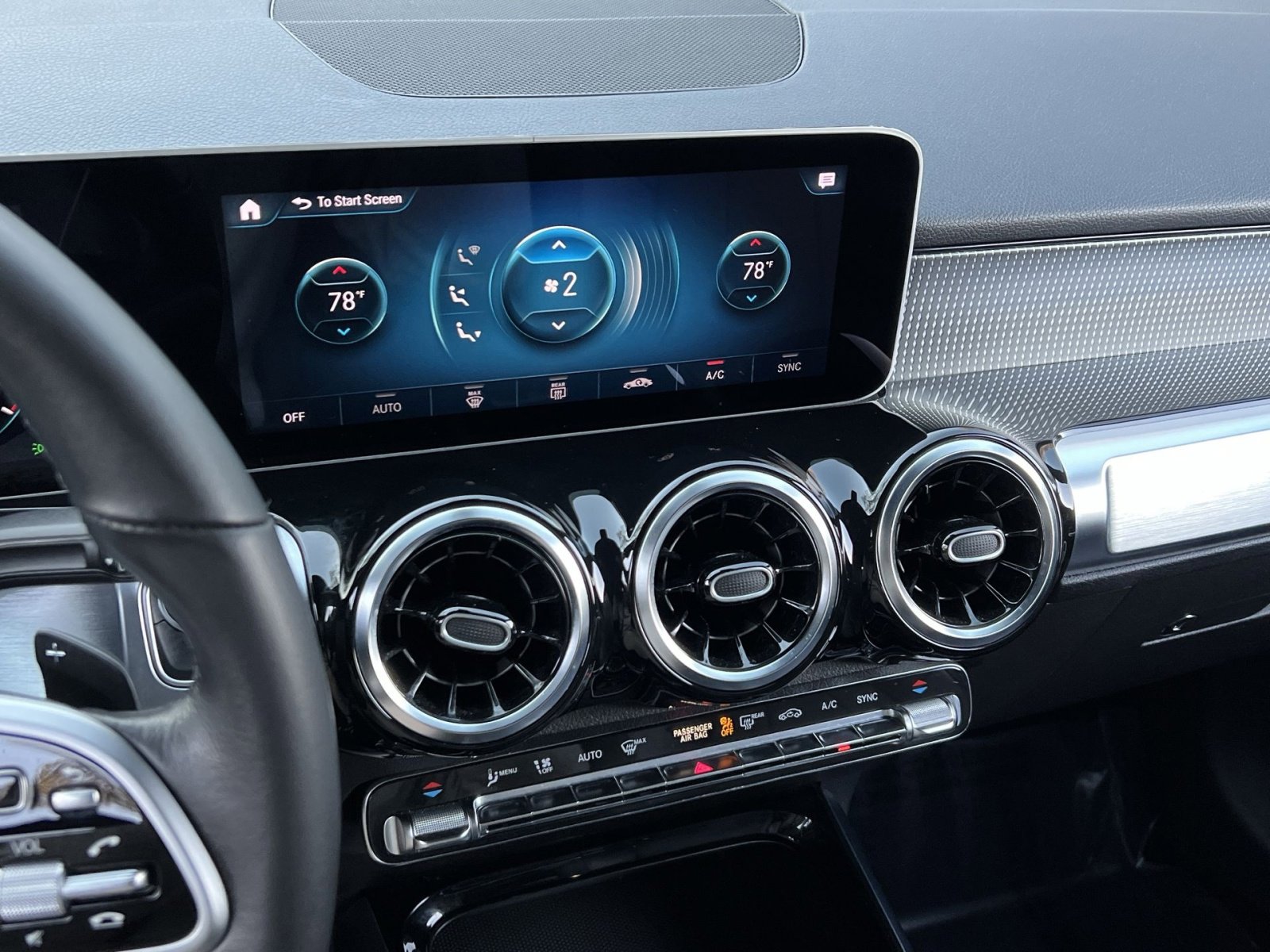 Certified 2021 Mercedes-Benz GLB 250 4MATIC image 19