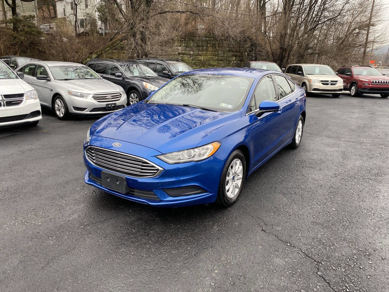 Used 2017 Ford Fusion S image 1