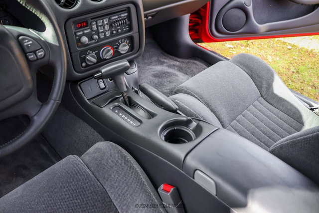 Used 1997 Pontiac Firebird Coupe w/ Opt Pkg image 57