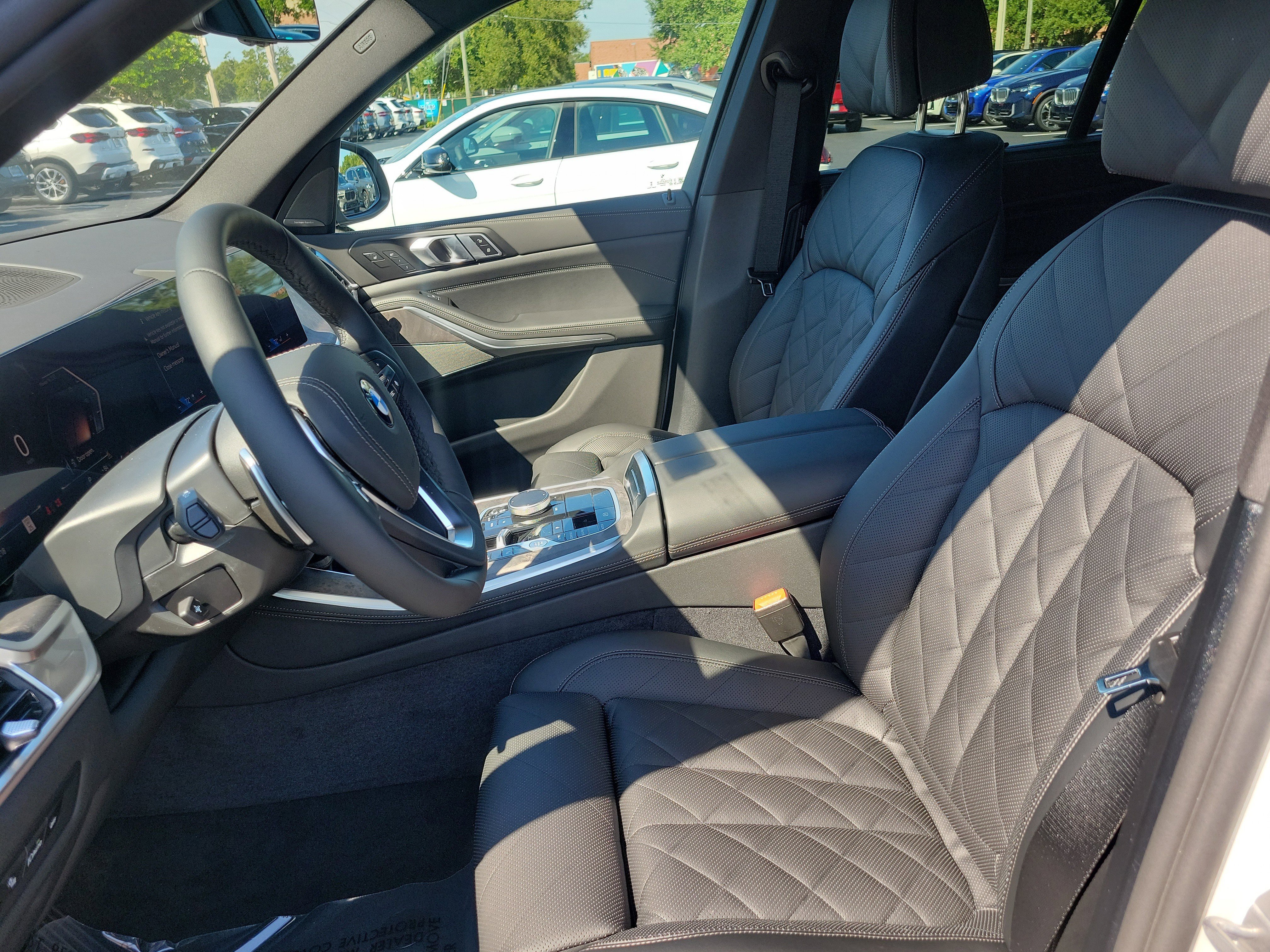 New 2026 BMW X5 sDrive40i w/ Climate Comfort Package image 24