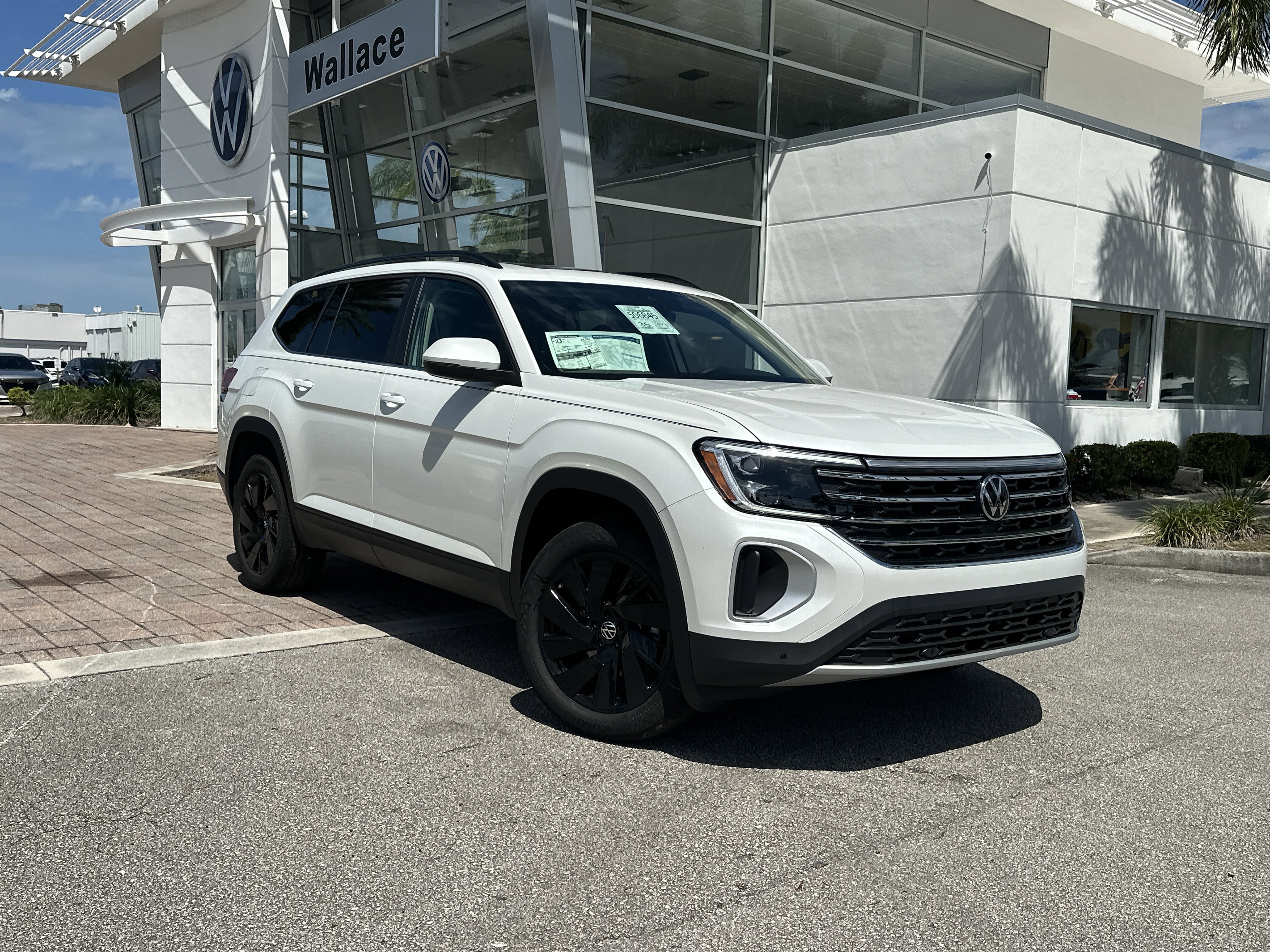 New 2026 Volkswagen Atlas SE image 1