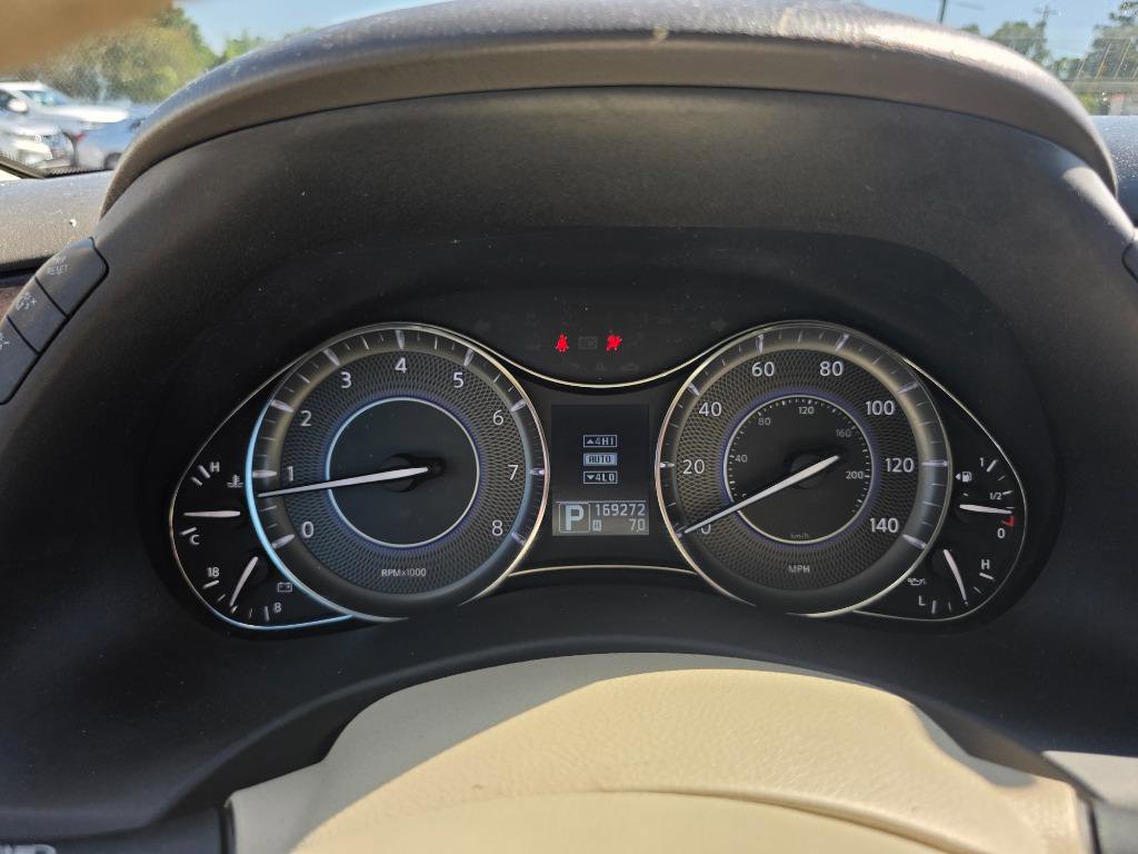 Used 2012 INFINITI QX56 4WD w/ Deluxe Touring Pkg image 18