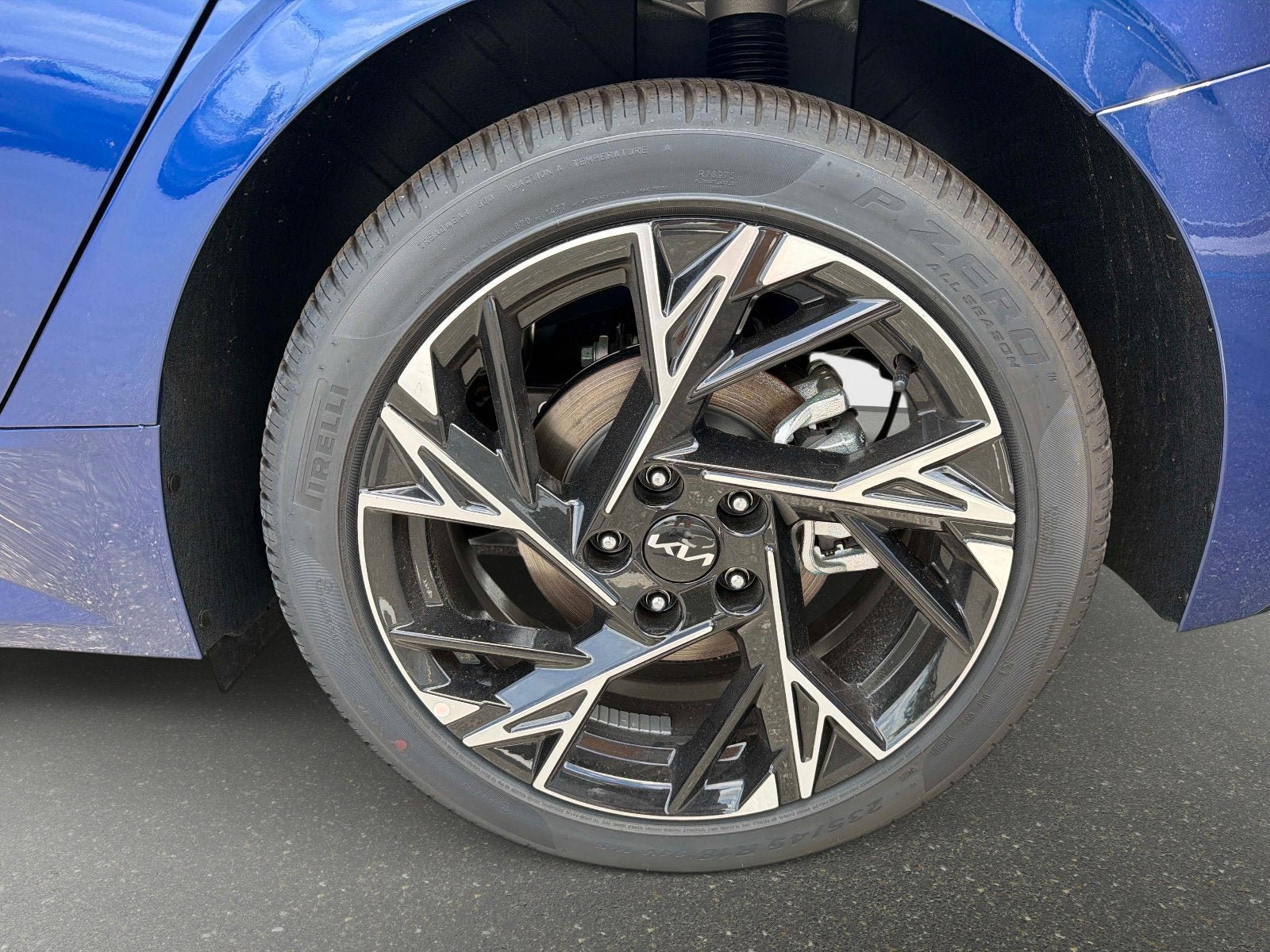 New 2026 Kia K5 GT-Line FWD image 9