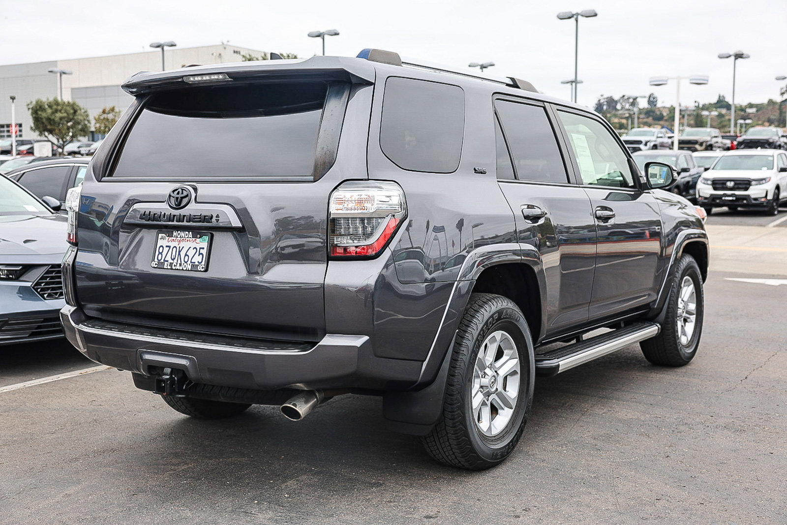Used 2022 Toyota 4Runner SR5 Premium w/ Moonroof Package RWD image 25