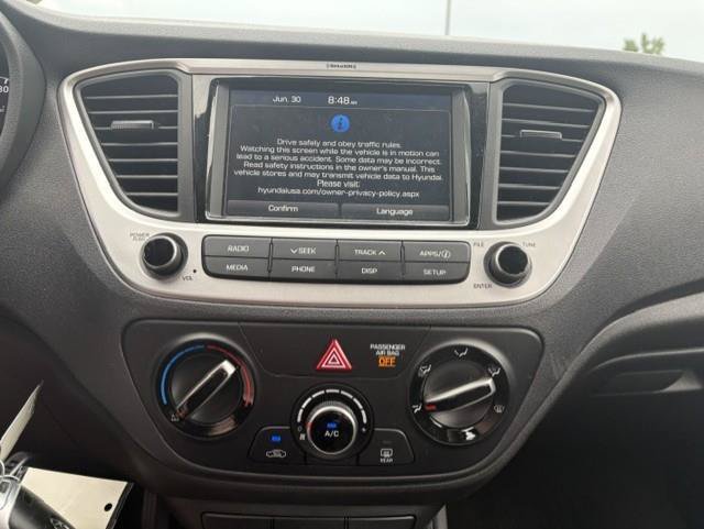 Used 2022 Hyundai Accent SEL FWD image 4