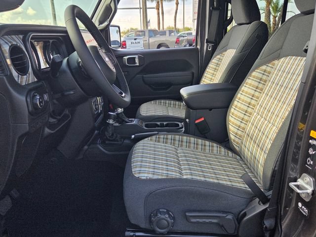 Used 2026 Jeep Gladiator Sport AWD/4WD image 11