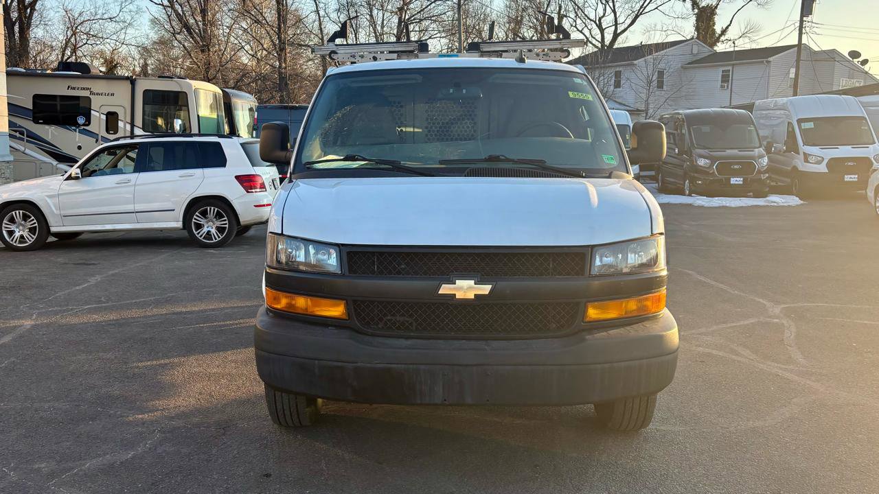Used 2022 Chevrolet Express 2500 RWD 2500 135 w/ Driver Convenience Package image 3