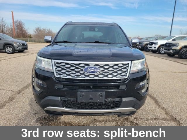 Used 2017 Ford Explorer Platinum image 17
