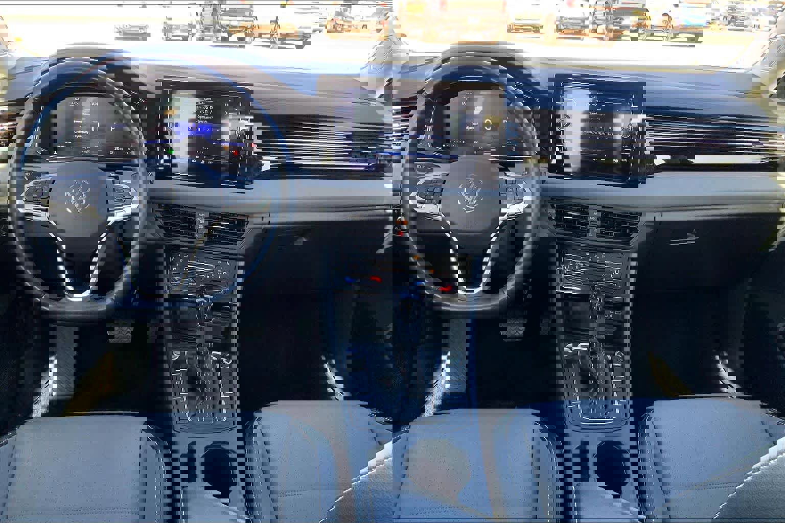 Used 2025 Volkswagen Jetta SE image 16