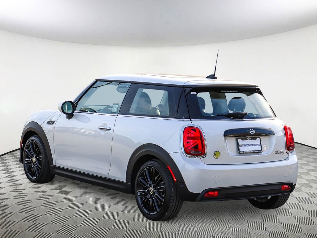 Used 2024 MINI Cooper SE image 10