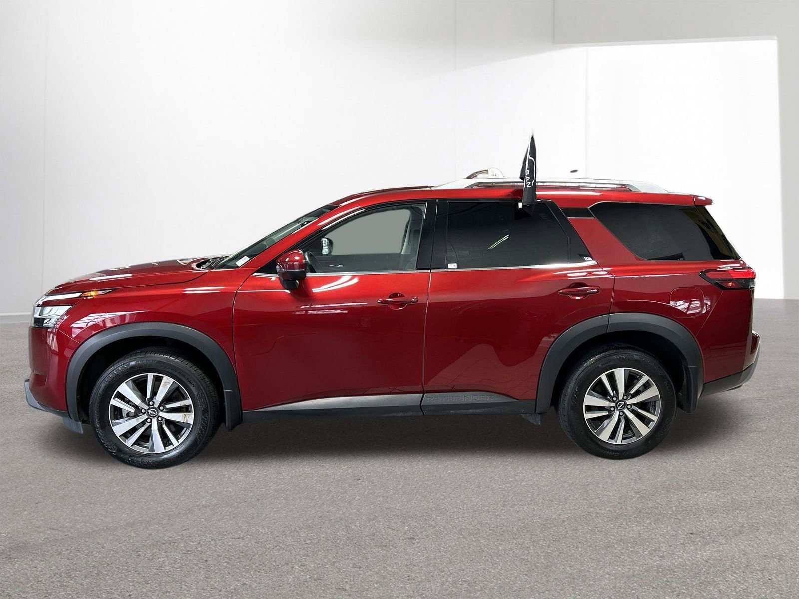 Certified 2024 Nissan Pathfinder SL AWD/4WD image 37