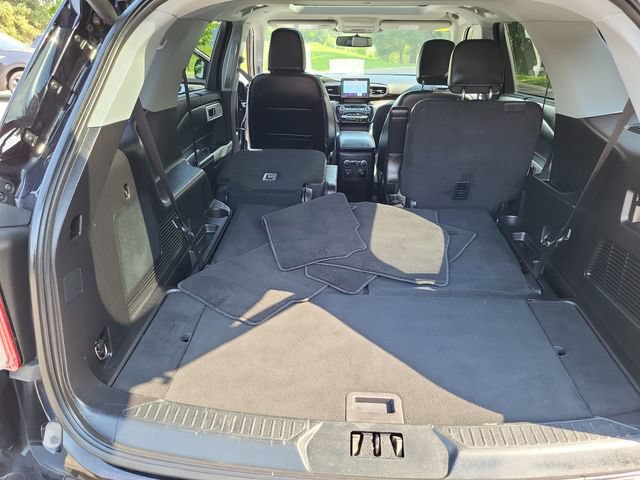 Used 2021 Ford Explorer Limited w/ Hybrid Equipment Group 310A AWD/4WD image 17