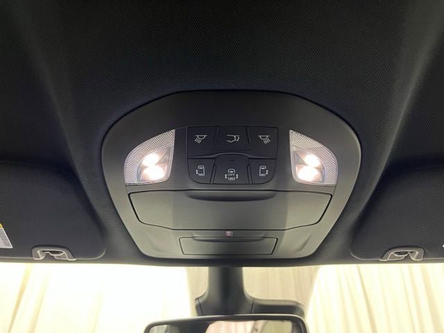 New 2026 Chrysler Pacifica Select AWD/4WD image 18