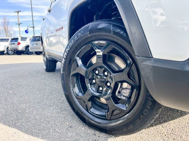 Used 2024 Jeep Compass Trailhawk image 2