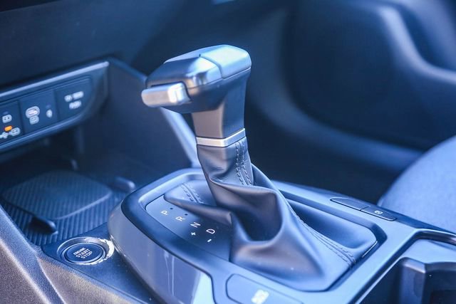 Used 2025 Kia K4 EX image 23