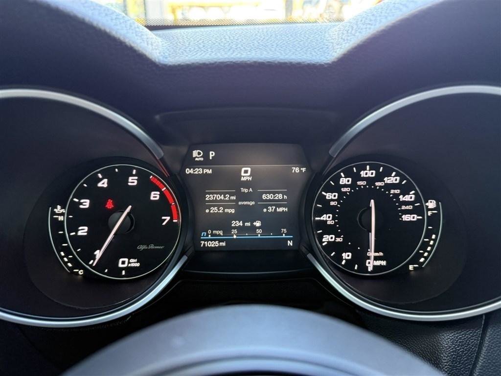 Used 2021 Alfa Romeo Stelvio Ti w/ Nero Edizione AWD/4WD image 54
