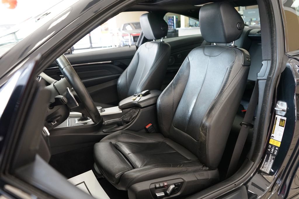 Used 2016 BMW 428i xDrive Coupe AWD/4WD image 2