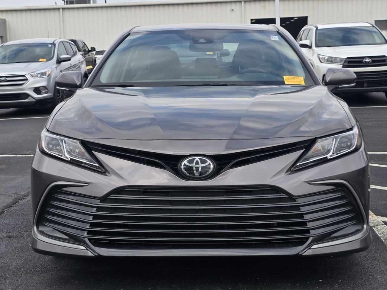 Used 2023 Toyota Camry LE w/ Convenience Package image 2
