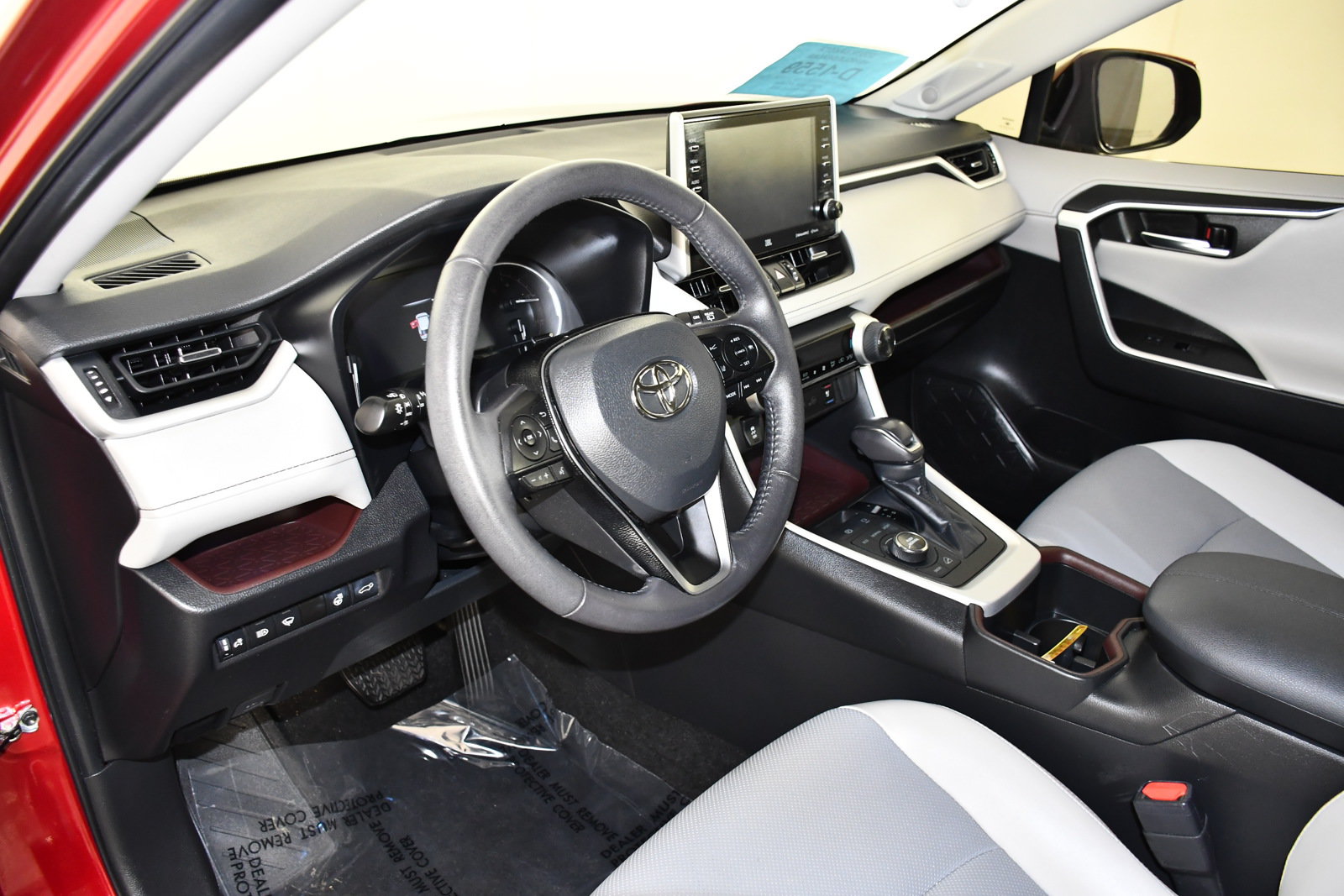 Used 2022 Toyota RAV4 Limited w/ Limited Grade Weather Package AWD/4WD image 38