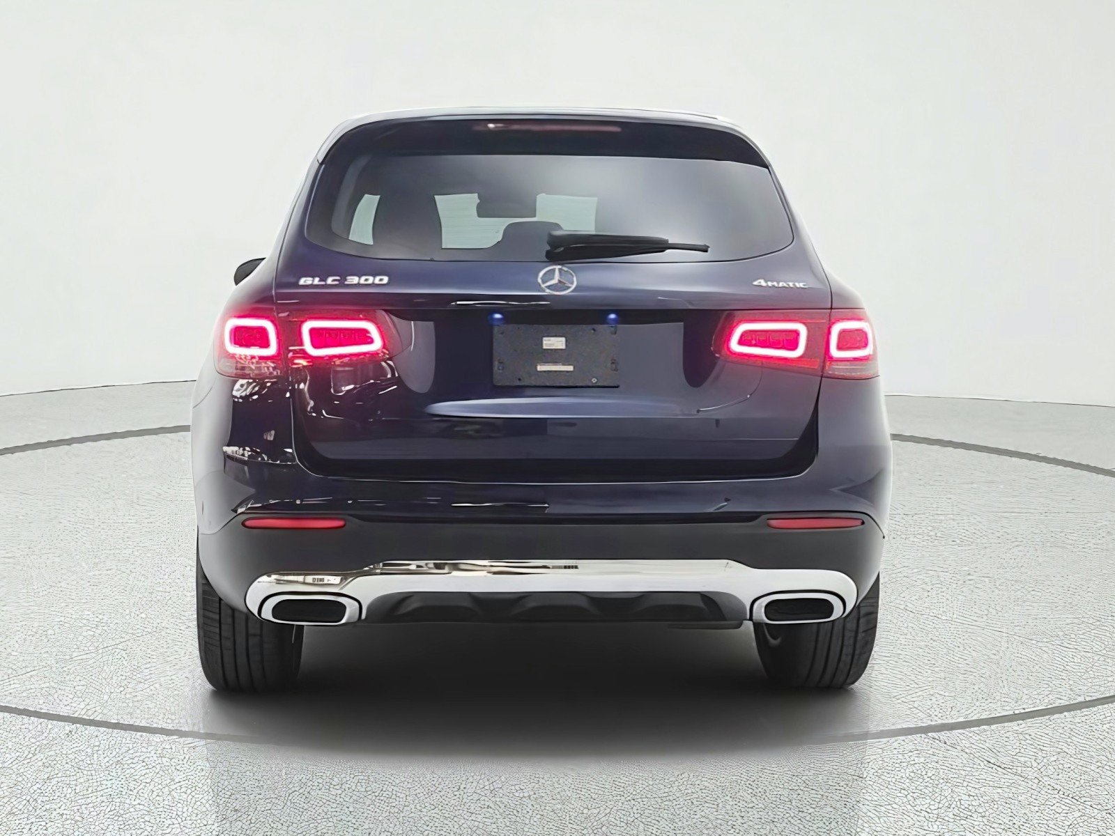 Certified 2022 Mercedes-Benz GLC 300 4MATIC w/ Premium Package Lite image 6