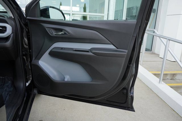 New 2027 Chevrolet Bolt RS w/ Technology Package FWD image 13