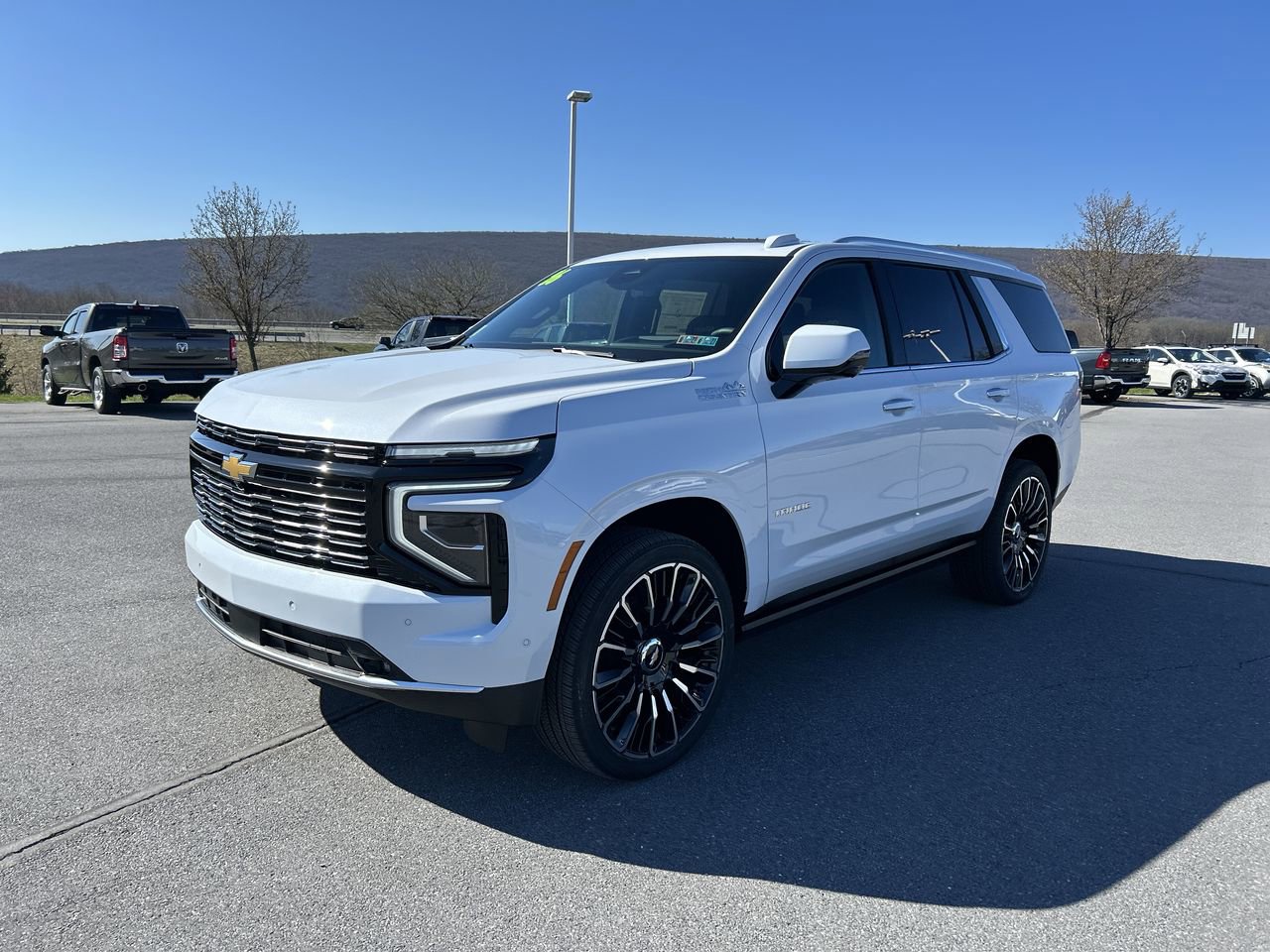 New 2026 Chevrolet Tahoe High Country AWD/4WD video 3