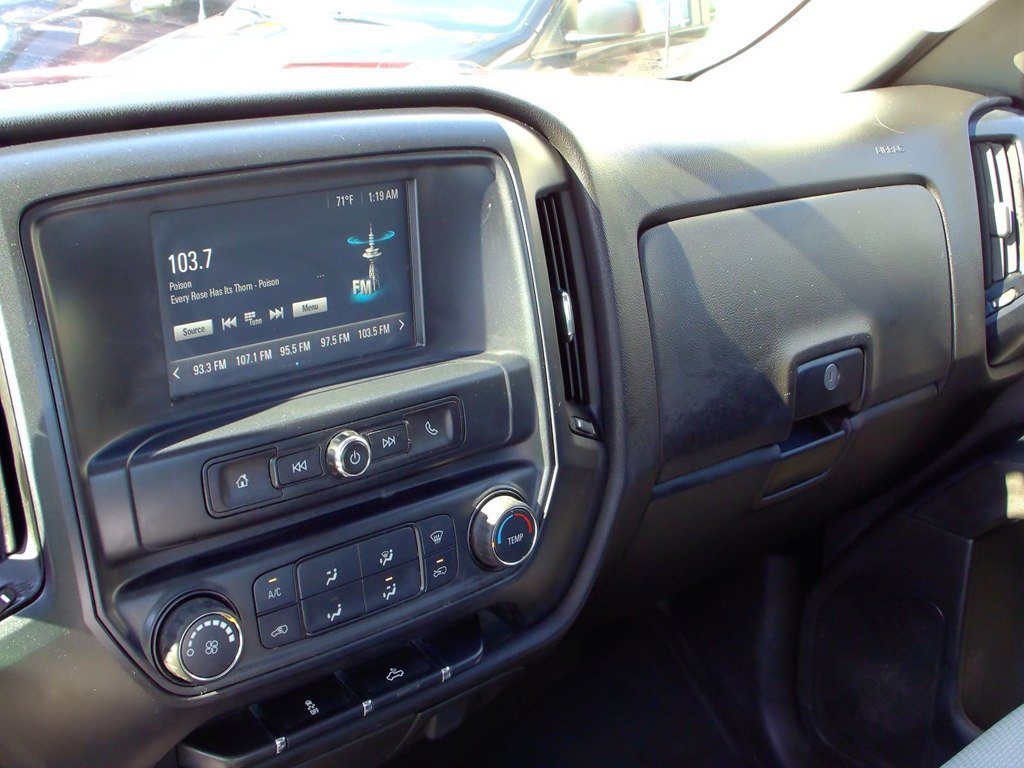 Used 2017 Chevrolet Silverado 1500 W/T w/ Trailering Package AWD/4WD image 9