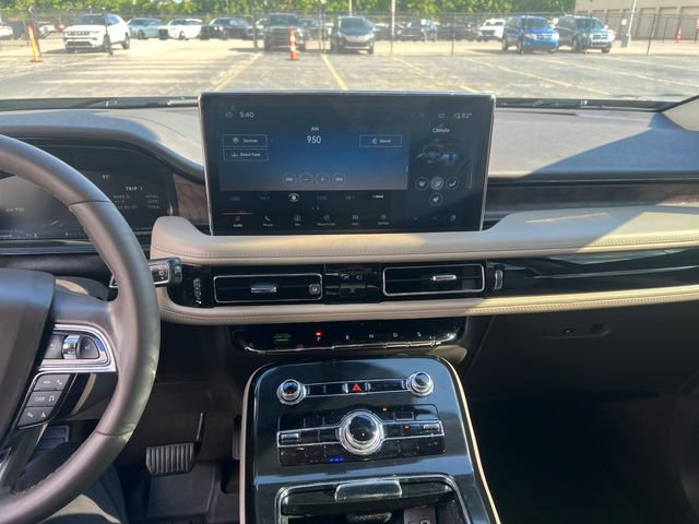 Certified 2023 Lincoln Nautilus Reserve AWD/4WD image 21