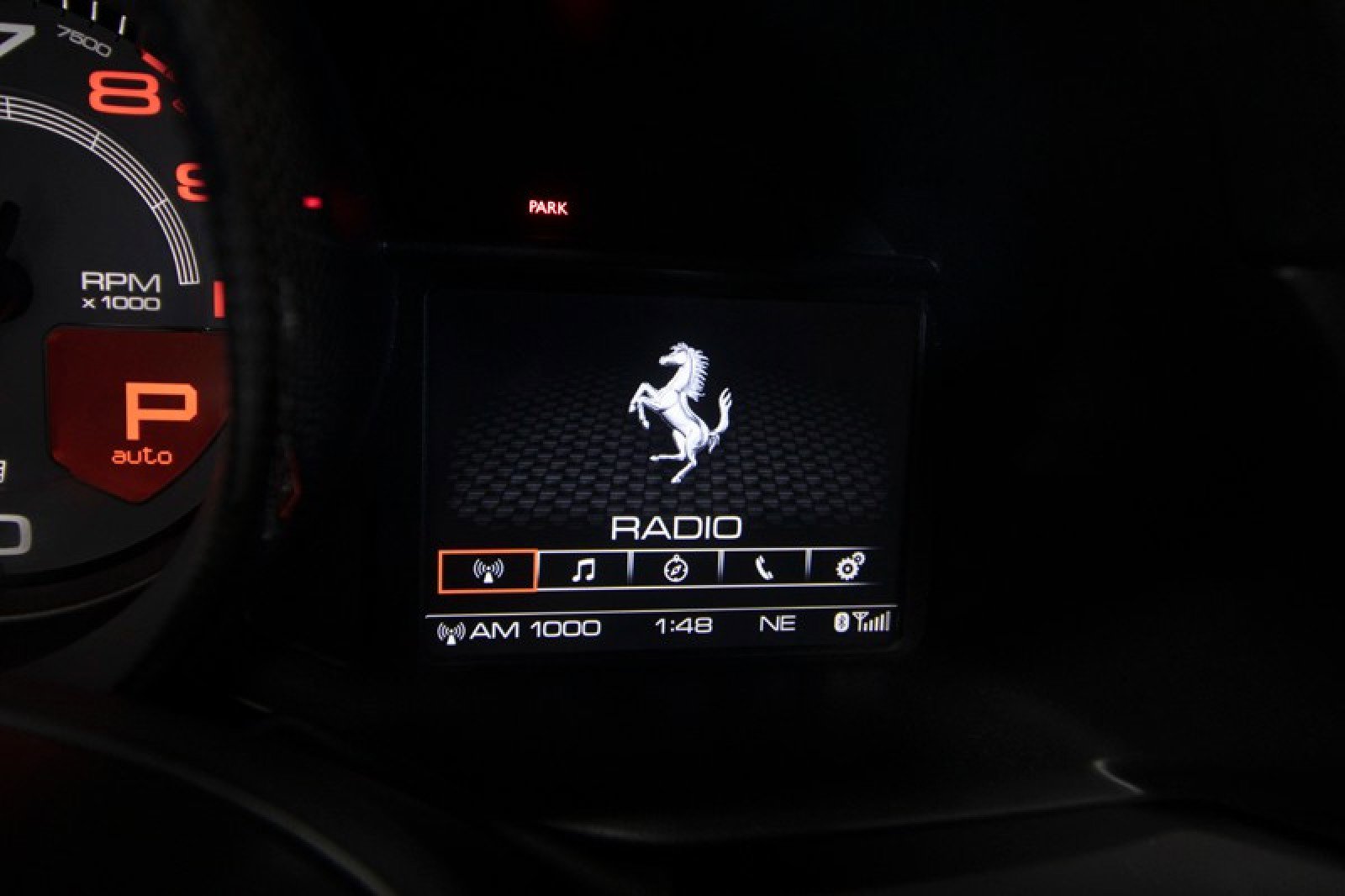 Used 2018 Ferrari 488 Spider image 38