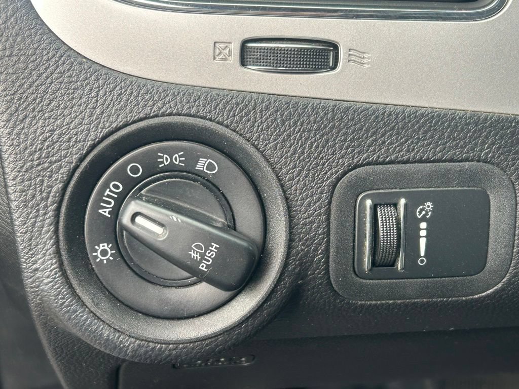 Used 2013 Dodge Journey Crew w/ Flexible Seating Group FWD image 15