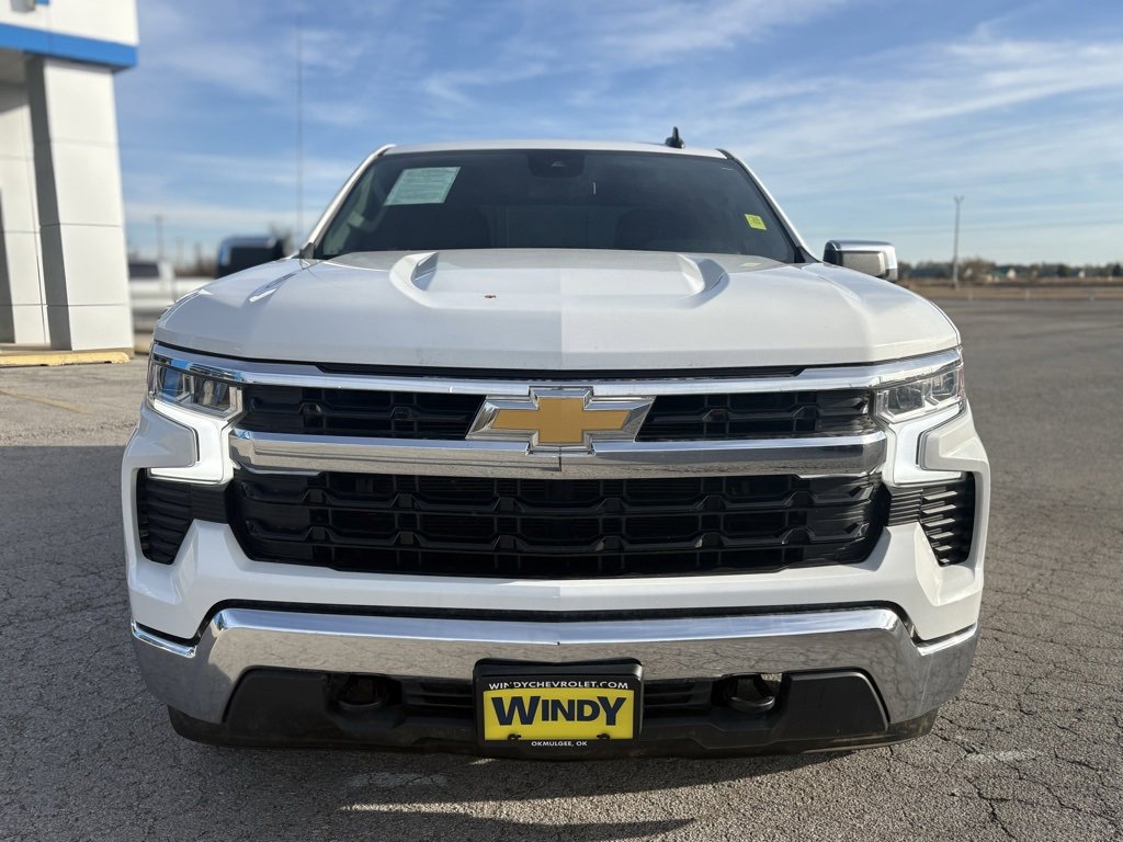 Used 2022 Chevrolet Silverado 1500 LT image 2