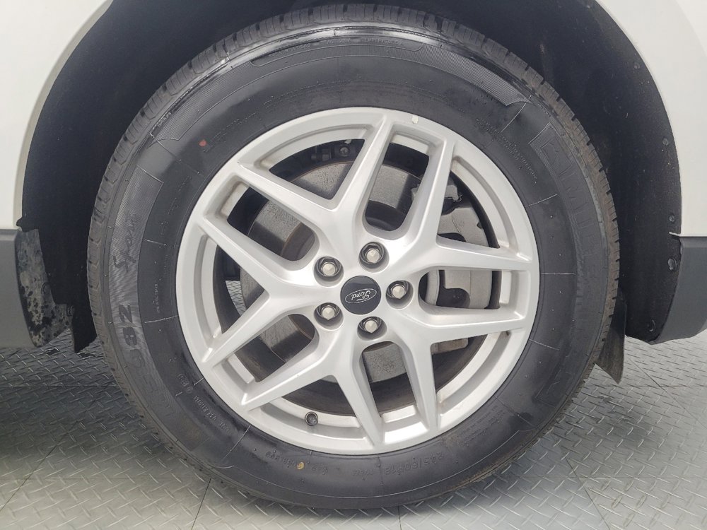 Used 2023 Ford Edge SEL image 31