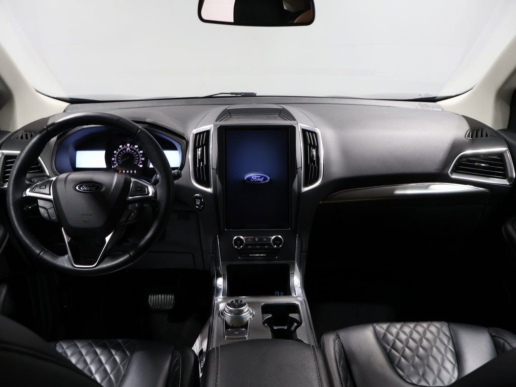 Used 2024 Ford Edge Titanium image 17
