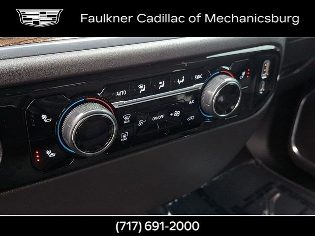 Used 2023 Chevrolet Silverado 1500 LT AWD/4WD image 18