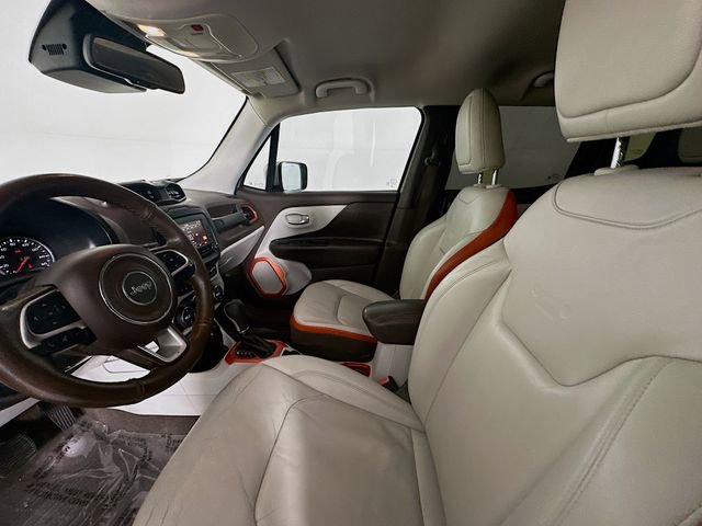Used 2016 Jeep Renegade Limited FWD image 20