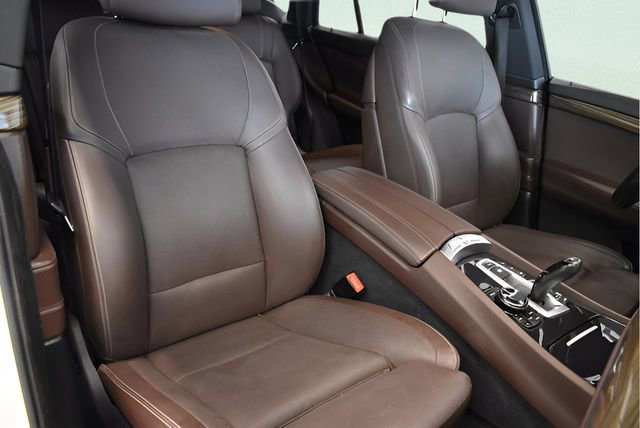 Used 2017 BMW 550i Gran Turismo xDrive image 6