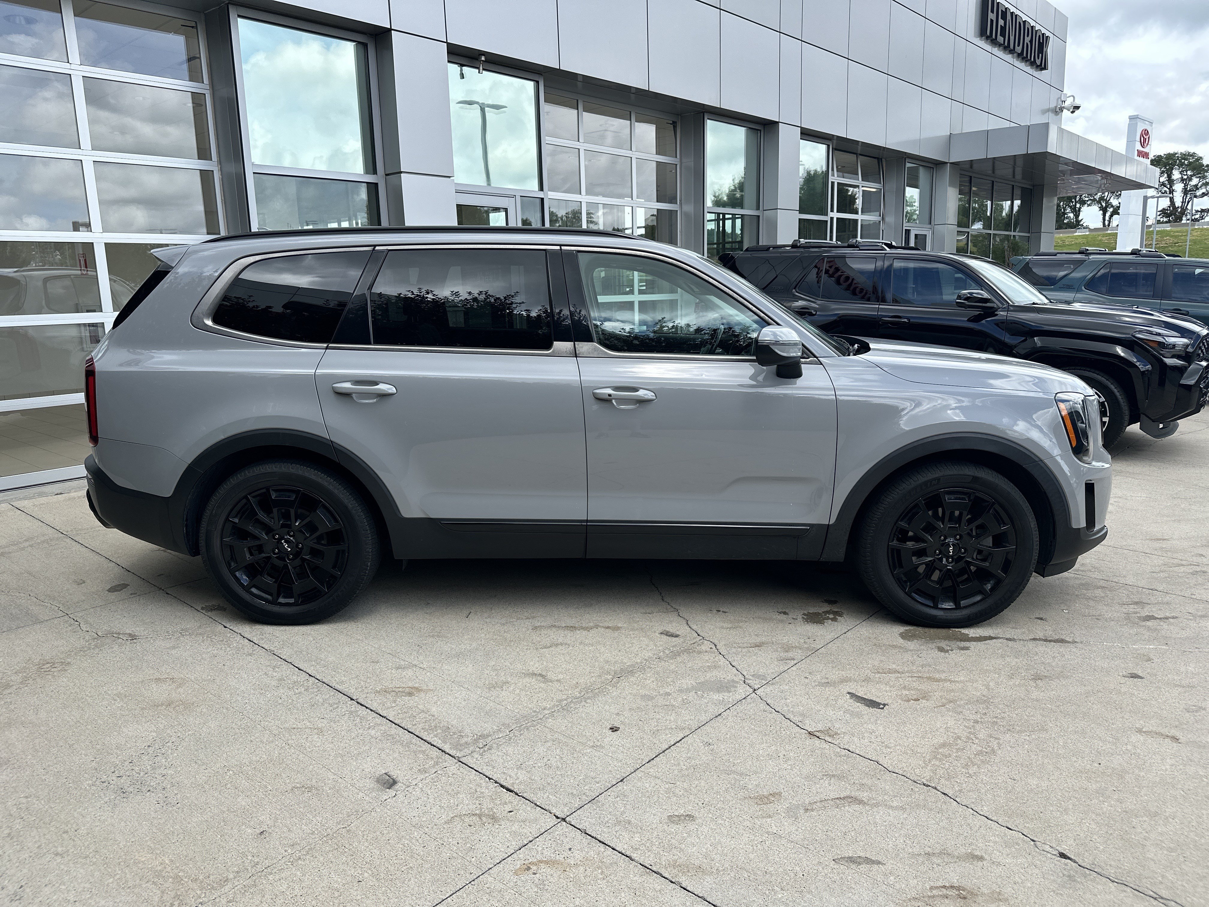 Used 2022 Kia Telluride EX w/ EX Premium Package AWD/4WD image 10