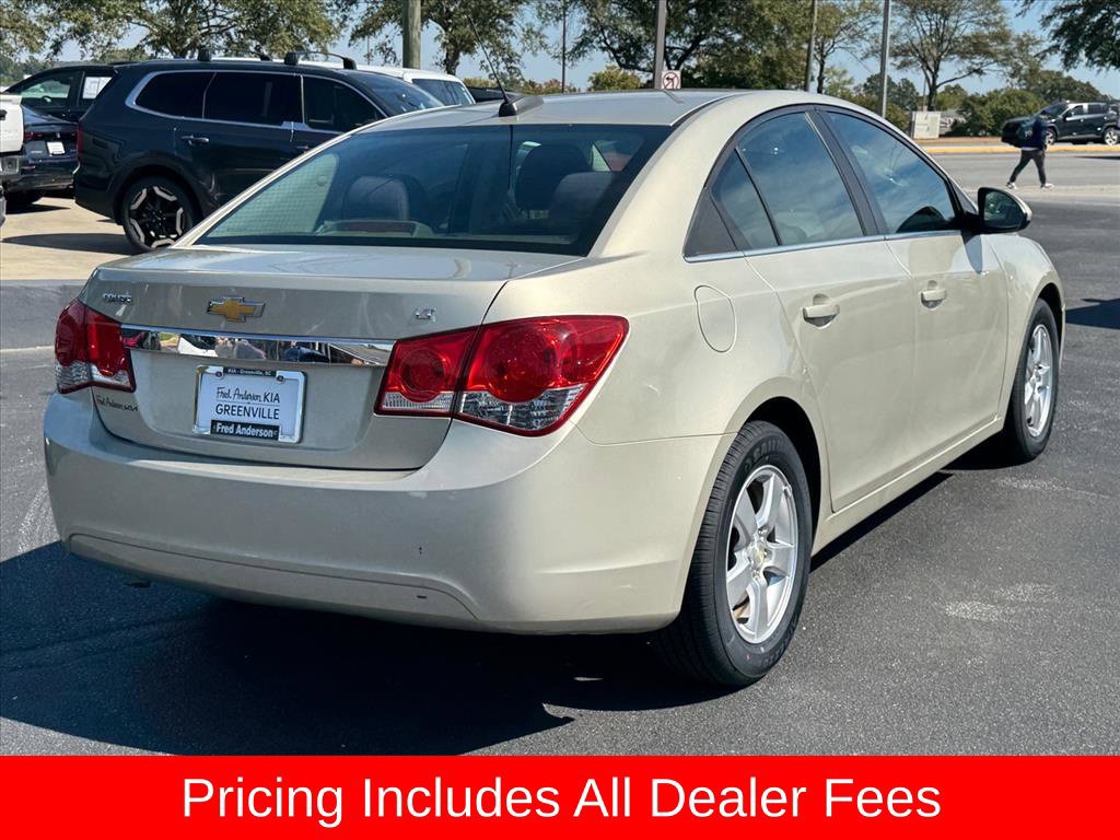 Used 2015 Chevrolet Cruze LT FWD image 3
