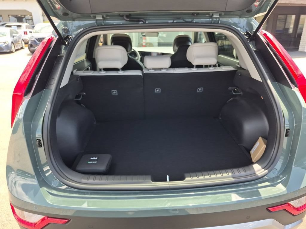 New 2026 Kia Niro EX FWD image 26
